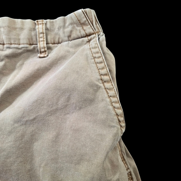 Old Navy Women's Tan Shorts Size Med - Picture 2 of 6